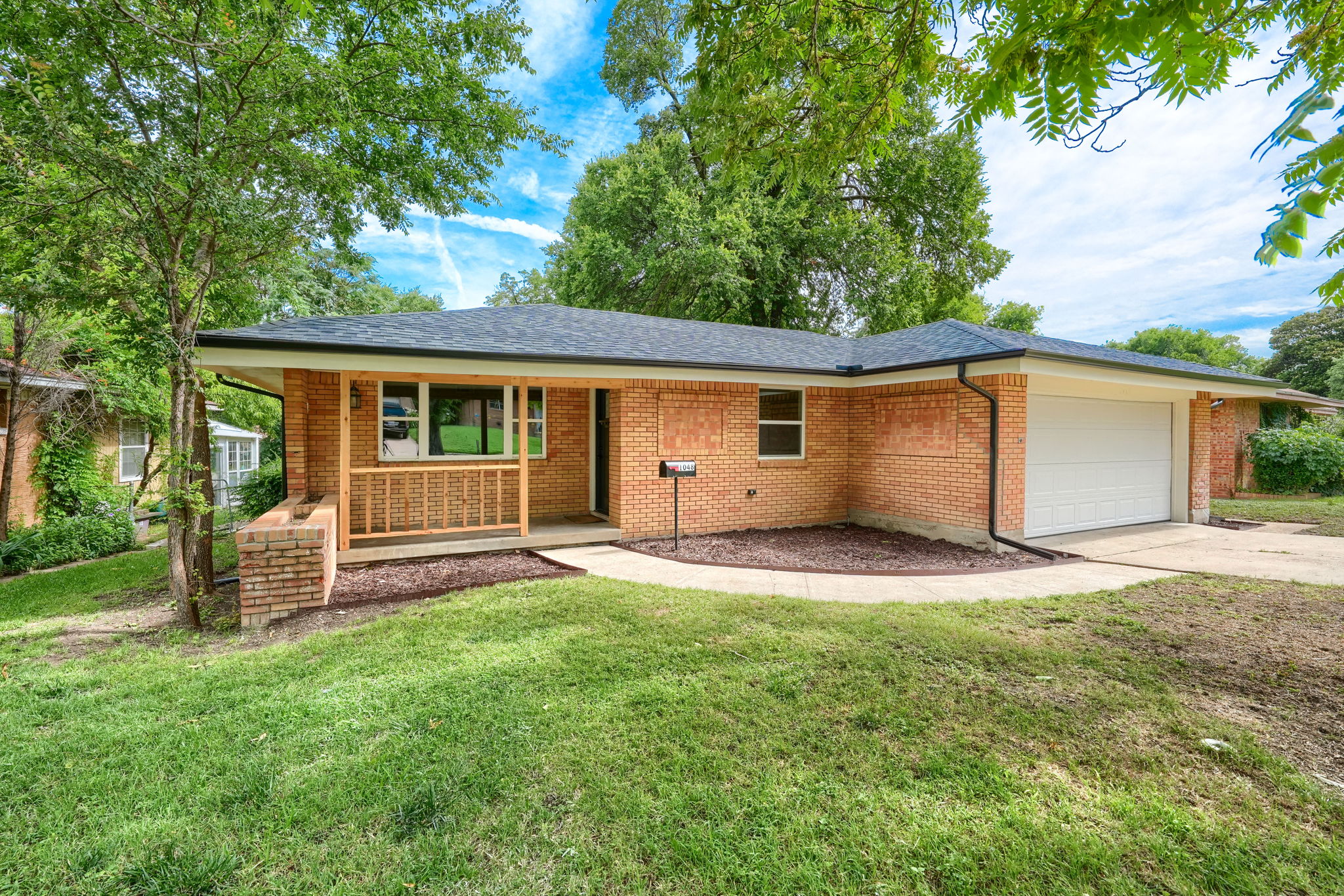 1048 Indian Creek Trail